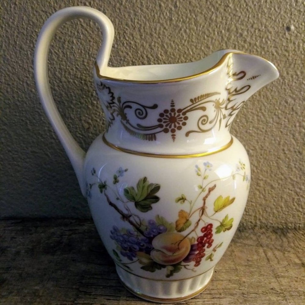 Lenox Smithsonian Institute Collection Tucker Vase